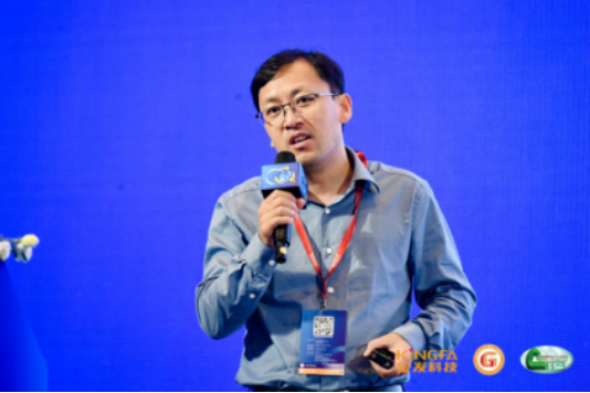 國家發(fā)改委宏觀經(jīng)濟研究院體改所副處長、副研究員 張德元