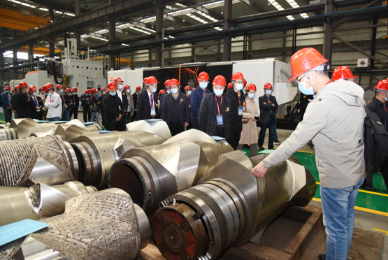 GE580/GE1000T超大型串聯密煉機