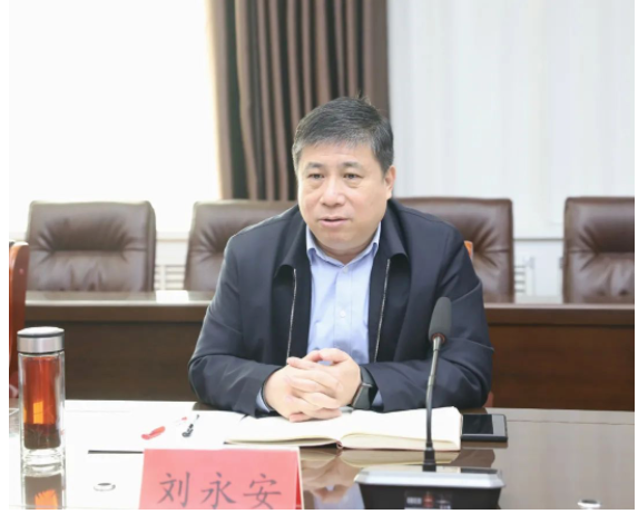 棗礦橡膠公司旗下還有八億橡膠,以及剛剛重整并入的慧通輪胎 棗礦橡膠公司旗下還有八億橡膠,以及剛剛重整并入的慧通輪胎
