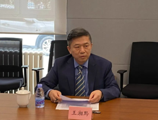 北京市飼料工業協會執行會長兼秘書長王湘黔主持會議并宣讀秘書處組成 北京市飼料工業協會執行會長兼秘書長王湘黔主持會議并宣讀秘書處組成