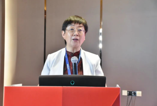 李鐘華 中國農(nóng)藥工業(yè)協(xié)會常務(wù)副會長兼秘書長