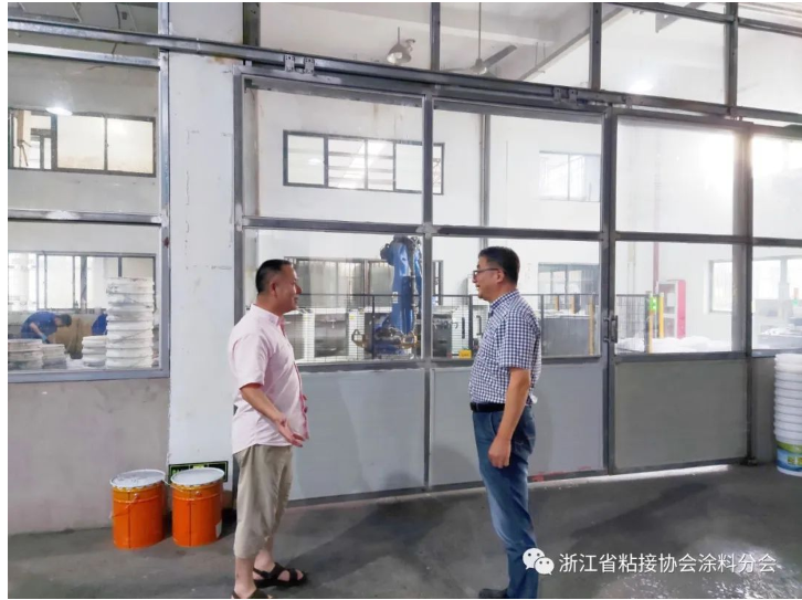 浙江省粘接技術協會涂料分會領導走訪考察寧波康曼絲涂料有限公司