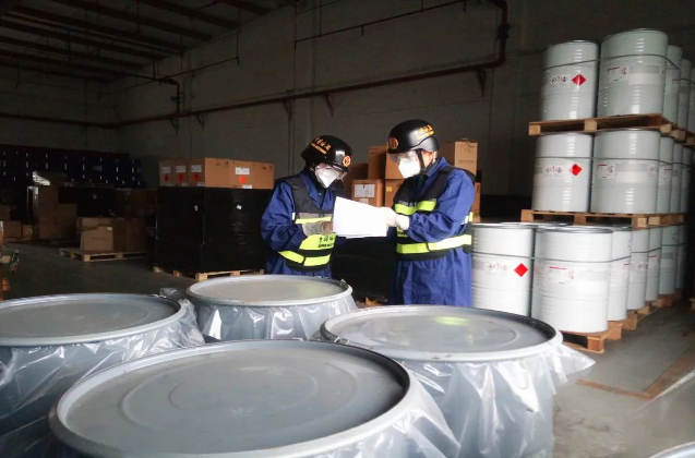 查獲有害物質超標涂料8.4噸 查獲有害物質超標涂料8.4噸