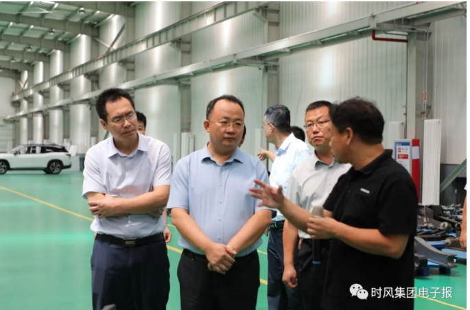天潤工業(yè)主要生產(chǎn)曲軸、連桿，是中國制造業(yè)單項冠軍企業(yè)、中國鑄造行業(yè)單項冠軍企業(yè)