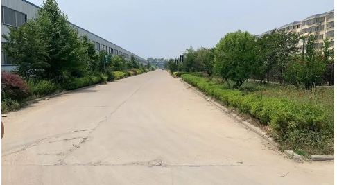 　2020年10月份，該公司曾在阿里巴巴司法拍賣網(wǎng)絡(luò)平臺(tái)上進(jìn)行變賣活動(dòng)。變賣標(biāo)的是山東億諾工程輪胎有限公司所有的機(jī)器設(shè)備一宗，起拍價(jià)358.9434萬元。