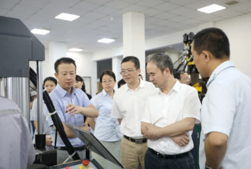 寧波市科技局黨組成員、副局長陳善福蒞臨建新開展“三強三促”專項調研