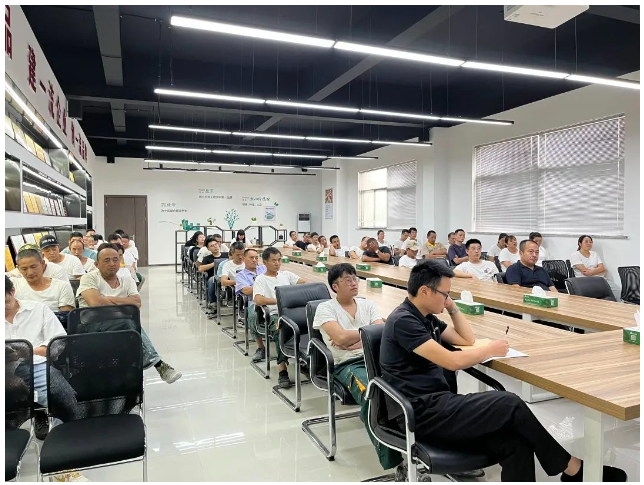 　相信通過本次會議的召開，制造中心全體員工在下一階段的工作中會更加進一步鞏固和提升安全管理能力，嚴格落實安全生產主體責任，始終繃緊安全生產弦，確保公司安全環保形勢平穩向好，為公司的高質量發展營造更加穩定的安全環境。
