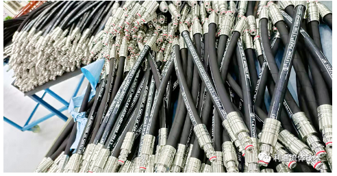   礦用管路系統解決方案—MT98礦用橡膠軟管
