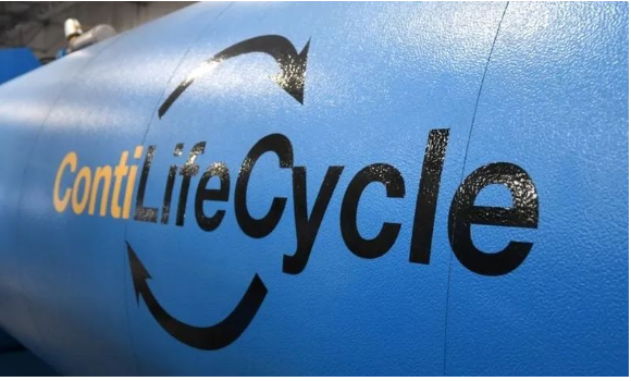 　大陸集團于2011年在美洲推出了其Co<i></i>ntiLife Cycle翻新業務。德國大陸得到CLC許可的輪胎翻新網絡在美國有21家，其中6家由該公司BestDrive部門運營，另有18家輪胎翻新在加拿大。