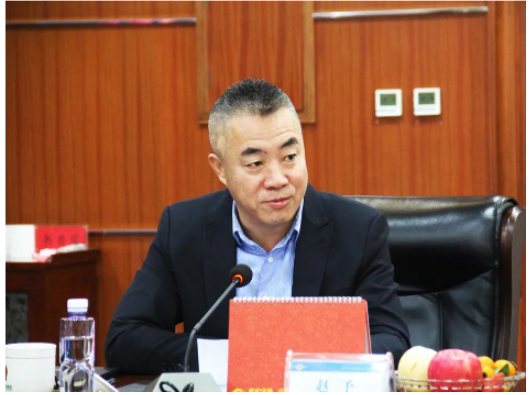 行政總裁趙予發表了講話,以年度重點工作完成情況全面總結了2022年公司工作成績、亮點以及對2023年重點工作進行了展望和規劃。 行政總裁趙予發表了講話,以年度重點工作完成情況全面總結了2022年公司工作成績、亮點以及對2023年重點工作進行了展望和規劃。