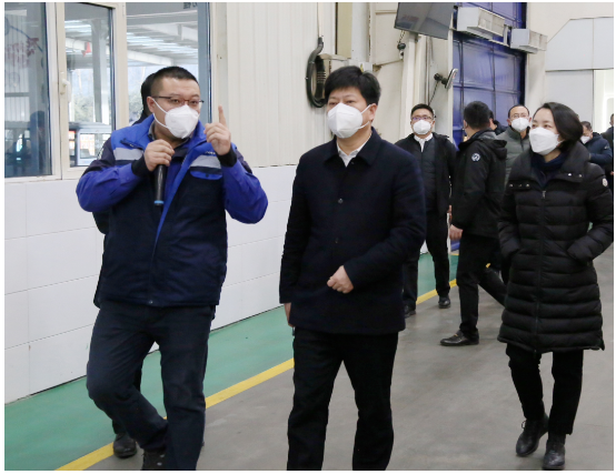 山東省發(fā)改委黨組成員、副主任胡薄一行調(diào)研賽輪集團 山東省發(fā)改委黨組成員、副主任胡薄一行調(diào)研賽輪集團