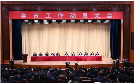 豪邁集團(tuán)董事長獲政府嘉獎(jiǎng) 提出企業(yè)發(fā)展五個(gè)新增長點(diǎn)