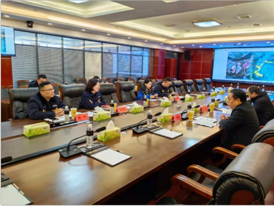 潘福林表示，黑貓集團作為景德鎮市屬大型國有企業，為景德鎮市經濟社會發展作出了重要貢獻。市工信局也在致力于解決企業困難，積極與省政府、省工信廳進行密切溝通。待省廳正式下發《江西省化工重點監測點認定標準》后，市工信局將積極推進黑貓集團化工重點監測點認定工作，助力企業重點項目盡快落地投產。