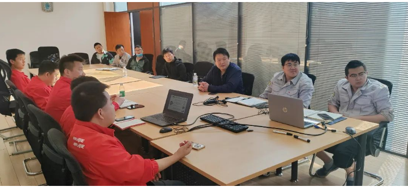 據了解，一汽解放田海峰副總經理曾率團隊到訪中策橡膠集團總部，授予了“一汽解放-核心供應商”證書。這也是中國輪胎行業唯一連續四年榮獲一汽解放優秀供應商，又升級為“核心供應商”認證的輪胎企業。