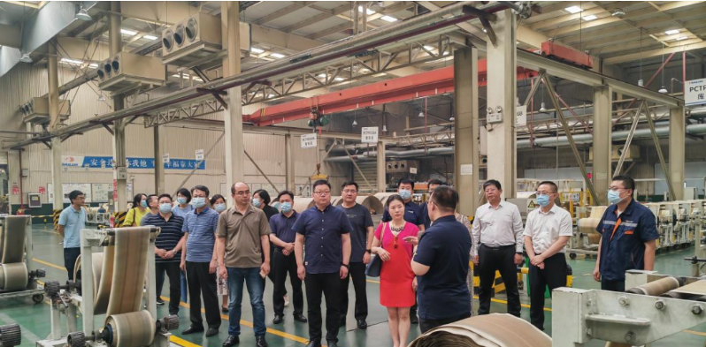 ，海關(guān)總署企業(yè)管理和稽查司三級(jí)調(diào)研員江慧欣率領(lǐng)調(diào)研團(tuán)隊(duì)前往廣饒縣賽輪(東營)輪胎有限公司進(jìn)行調(diào)研。此次調(diào)研旨在全面了解該企業(yè)在外貿(mào)進(jìn)出口、信用培育等方面存在的問題，并了解其對(duì)海關(guān)促進(jìn)外貿(mào)保穩(wěn)提質(zhì)的需求。