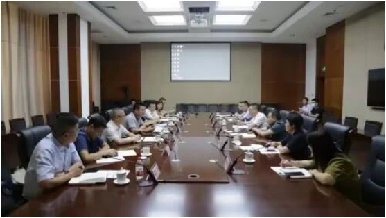 新疆考察團蒞臨山東廣饒縣，共謀橡膠輪胎產業發展