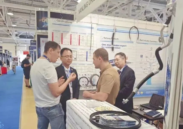 南京利德東方橡塑科技有限公司自2020年起積極展開國際市場拓展計(jì)劃，獲得了可喜的發(fā)展成果。在經(jīng)過多次努力之后，該公司已經(jīng)成功建立了與美國、加拿大、日本、墨西哥、伊朗以及俄羅斯等國家的牢固業(yè)務(wù)伙伴關(guān)系。