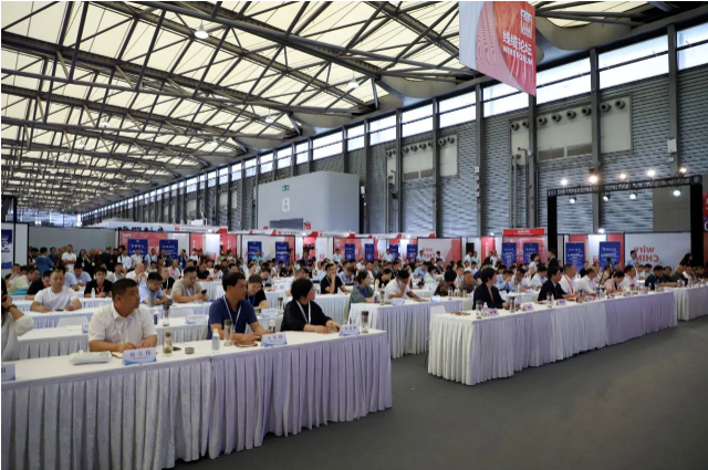 中國國際線纜及線材展覽會在上海新國際博覽中心隆重舉行，成為了電線電纜行業的一次盛大盛會。與此同時，寧晉縣舉辦了寧晉縣電線電纜產業集群推介會暨寧晉縣2023年“質量月”活動啟動儀式。縣委副書記、代縣長孔軍峰致辭并對寧晉縣電線電纜產業進行了推介。