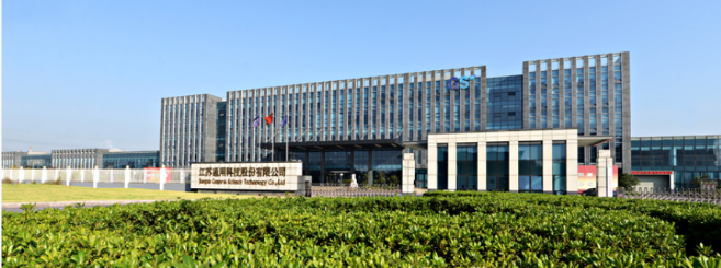 這一亮眼的業績表現源自多方面因素，包括輪胎銷量的顯著增加、產品結構和市場調整的優化，以及綜合毛利率的顯著提升，為公司的業績增長注入了強大動力。